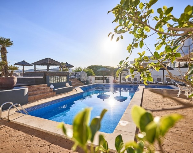 HOTEL NAVIA SANTA PONSA