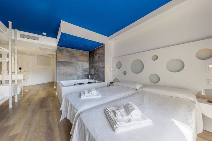 Deluxe chill-out room triton beach hotel cala ratjada Deluxe chill-out room triton beach hotel cala ratjada
