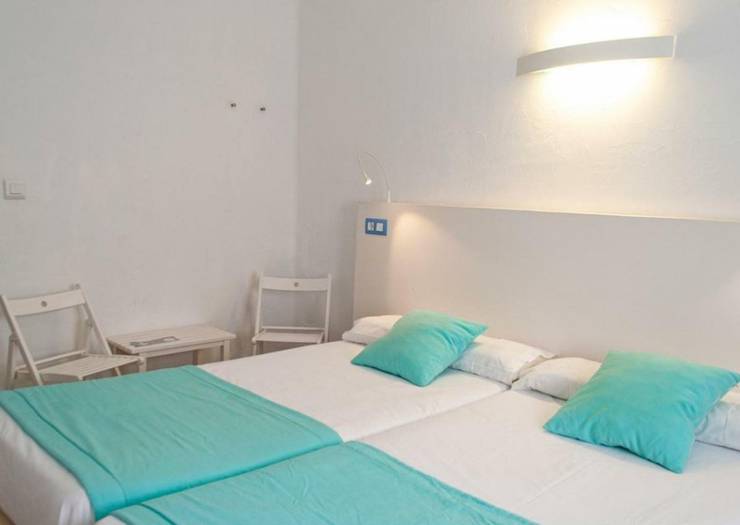 Double room with partial sea view Baluma Porto Petro Hotel