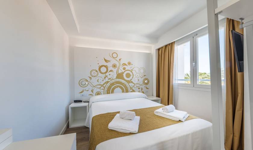 Standard double room Triton Beach Hotel Cala Ratjada