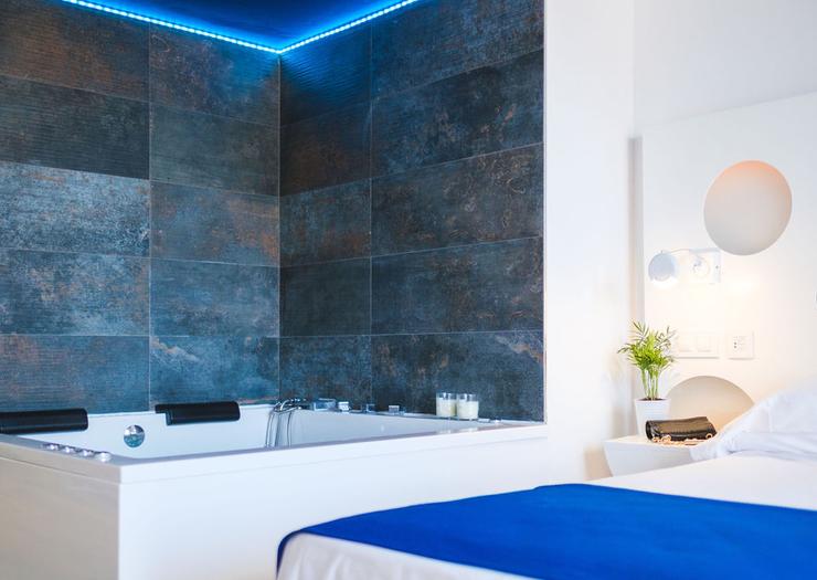 Deluxe Room with balcony Welikehotel Triton Beach Hotel Cala Ratjada Deluxe Room with balcony Welikehotel Triton Beach Hotel Cala Ratjada
