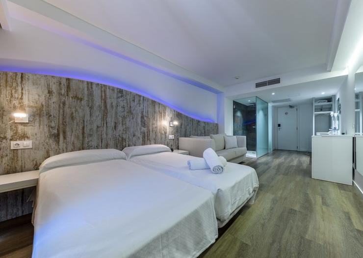 Junior Suite Welikehotel Triton Beach Hotel Cala Ratjada Junior Suite Welikehotel Triton Beach Hotel Cala Ratjada